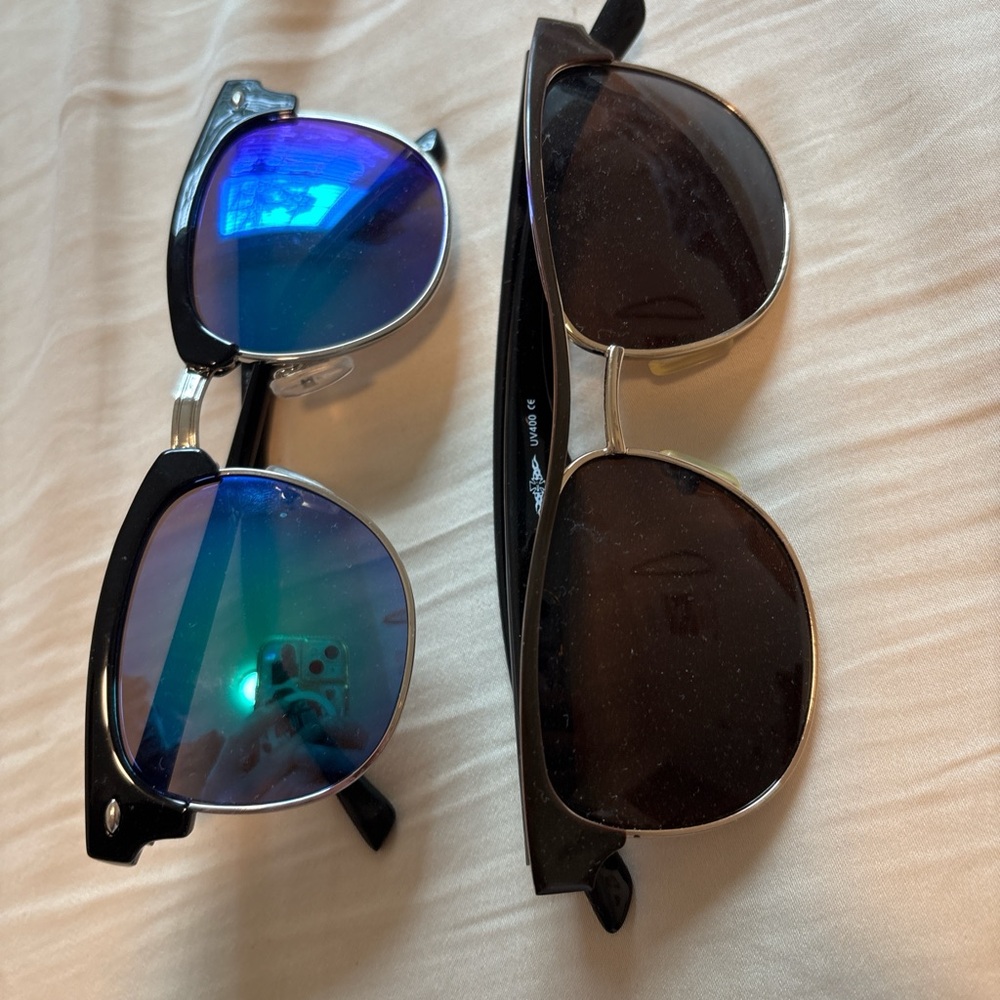 Super Sunglasses Black and Silver Classic Sunglasses